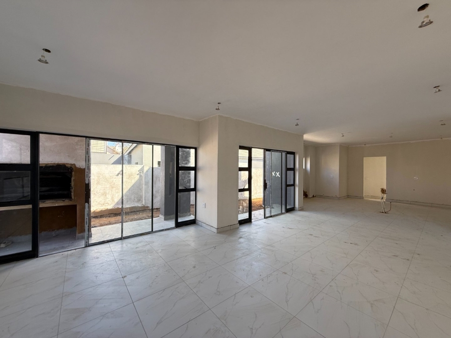 4 Bedroom Property for Sale in Landsmeer Residential Estate North West
